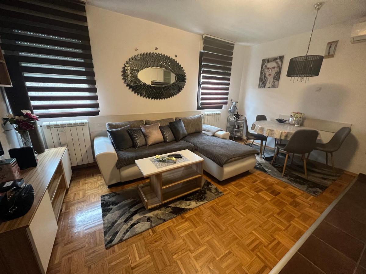 Apartment Sweet Dreams-Close To Zoo,Dinamo Stadium And The City Center Zagreb Ngoại thất bức ảnh